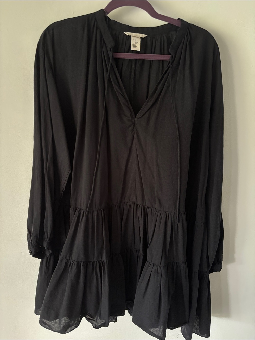 H&M Black Tiered V-Neck Peasant Tunic xs